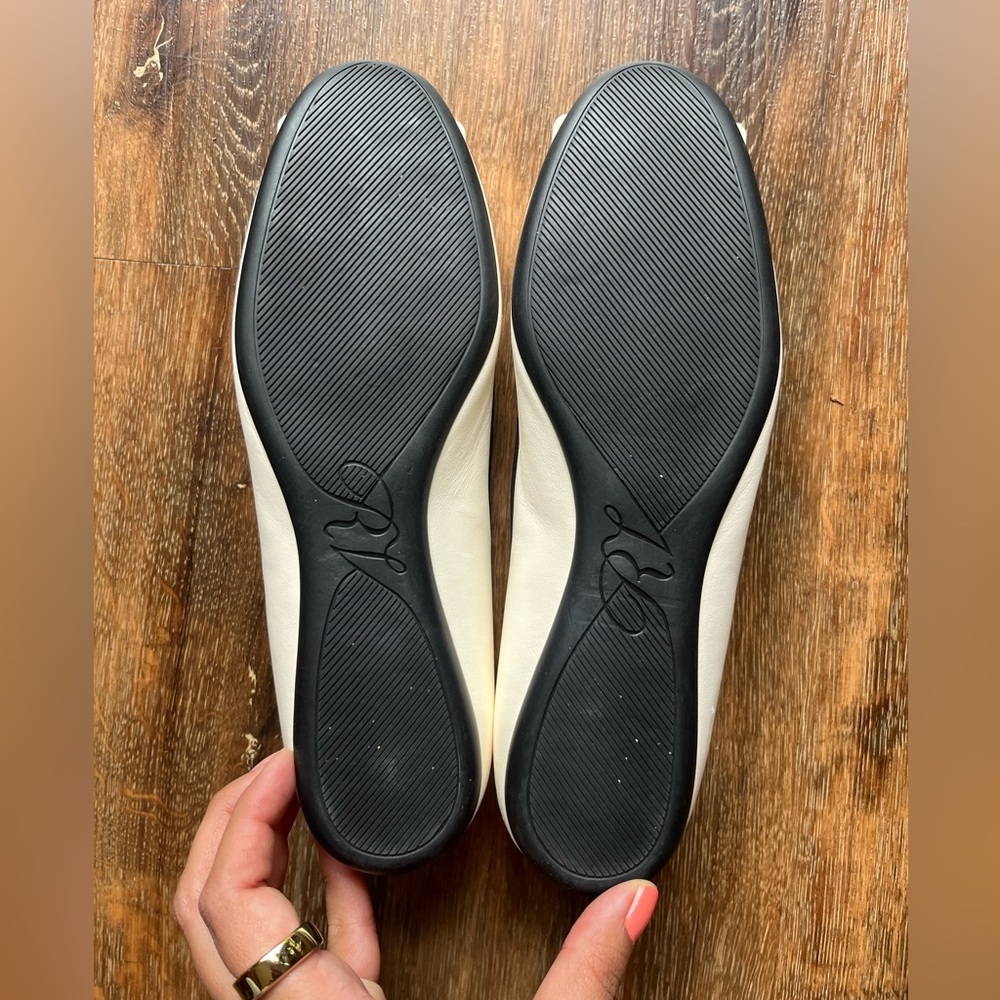 White Ballet Flat Roger Vivier - Picture 5 of 9